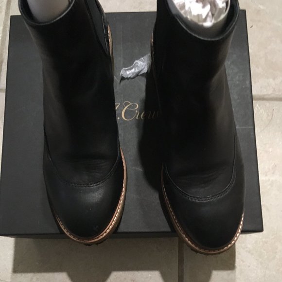 J.Crew Leather Chelsea Crepe Sole Boots - sz8 - Picture 4 of 5